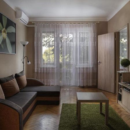 Koroesi Apartman ペーチ エクステリア 写真