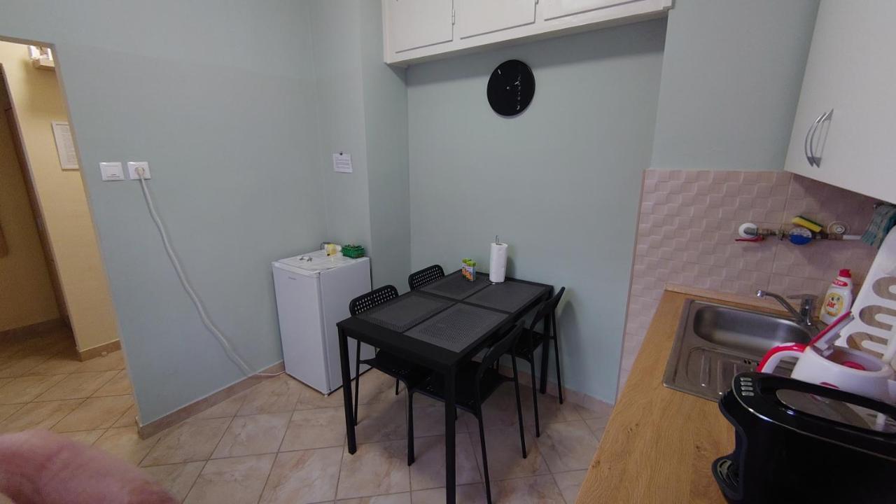 Koroesi Apartman ペーチ エクステリア 写真