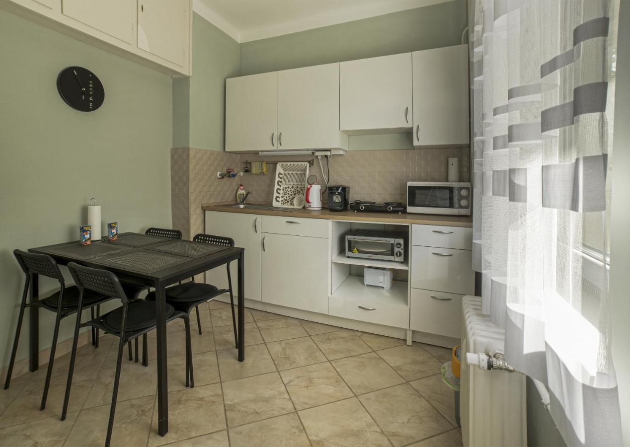 Koroesi Apartman ペーチ エクステリア 写真