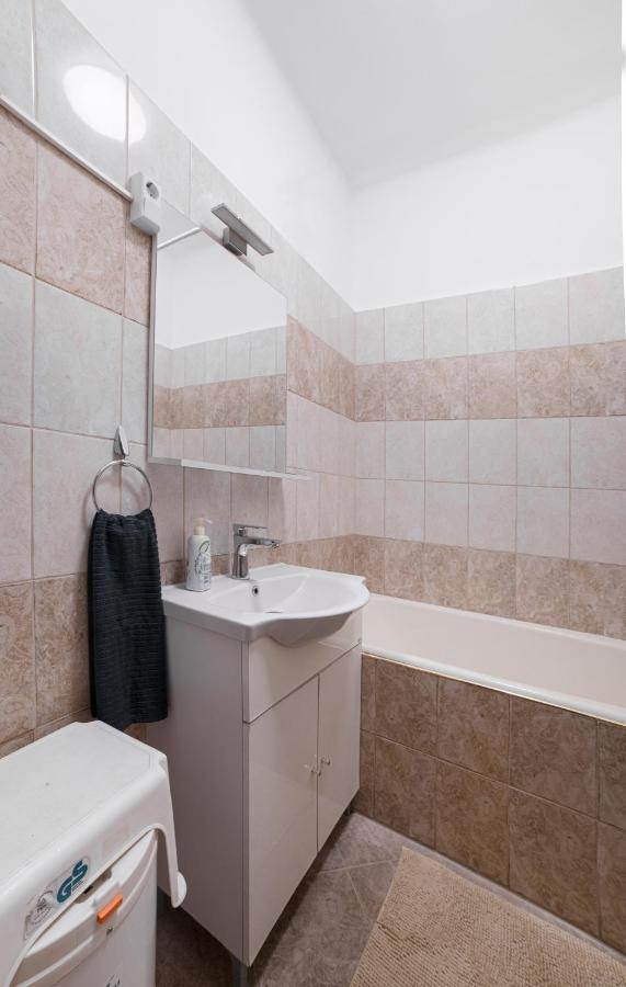 Koroesi Apartman ペーチ エクステリア 写真